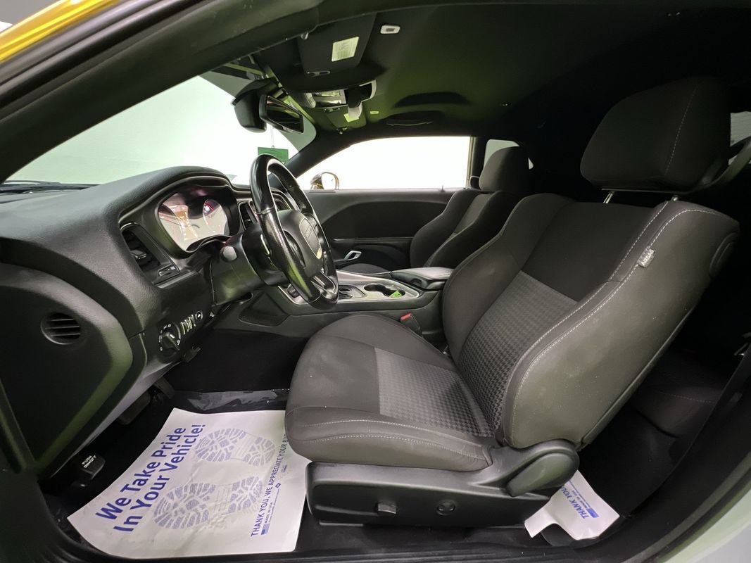 Used 2022 Dodge Challenger R/T RWD image 18