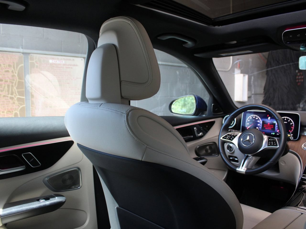 Used 2023 Mercedes-Benz C 300 Sedan image 23