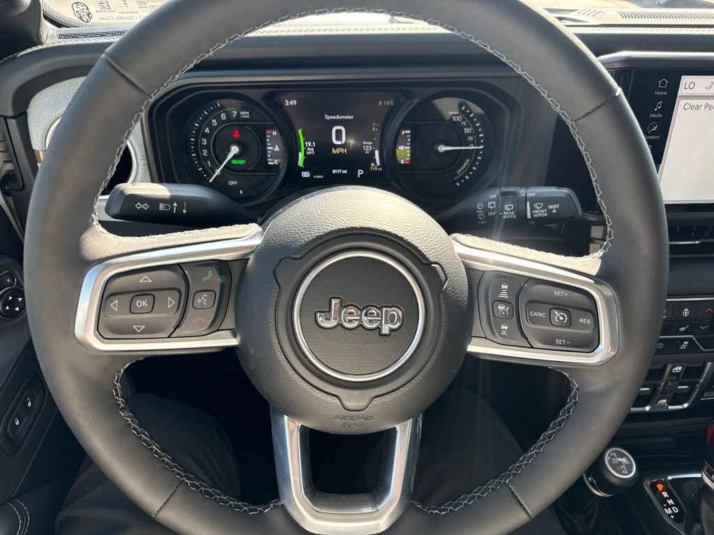 Certified 2025 Jeep Wrangler Unlimited Sahara w/ Safety Group AWD/4WD image 19