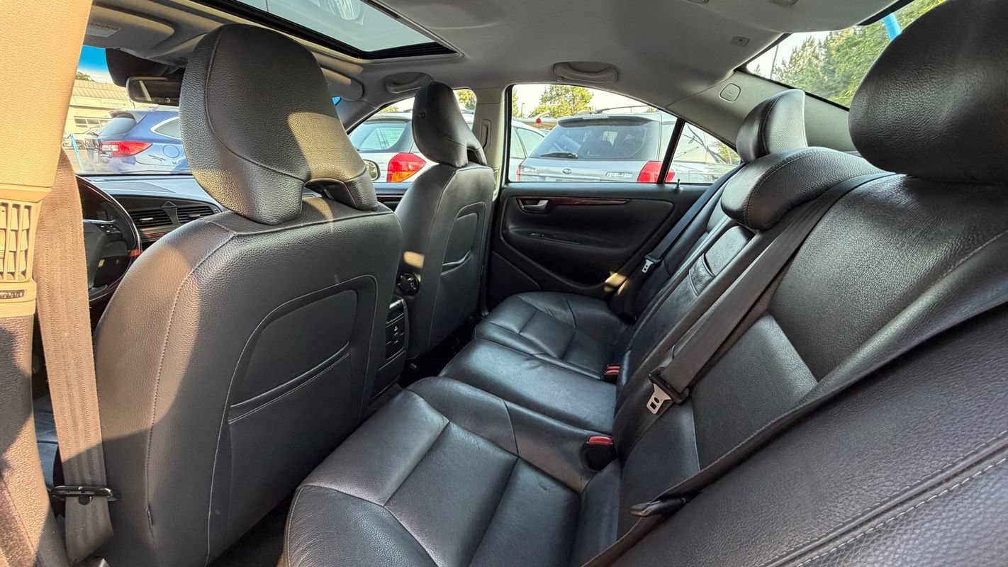Used 2007 Volvo S60 2.5T AWD/4WD image 9