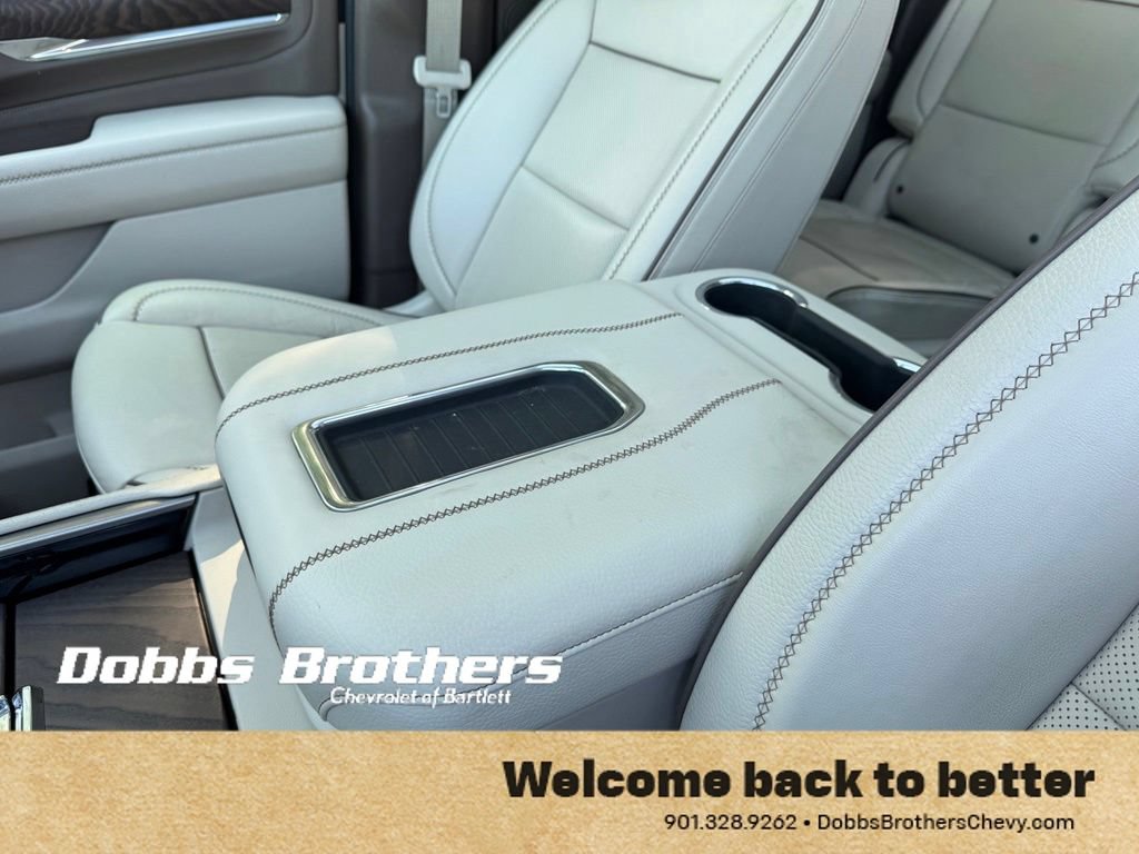 Used 2023 GMC Yukon XL Denali AWD/4WD image 22