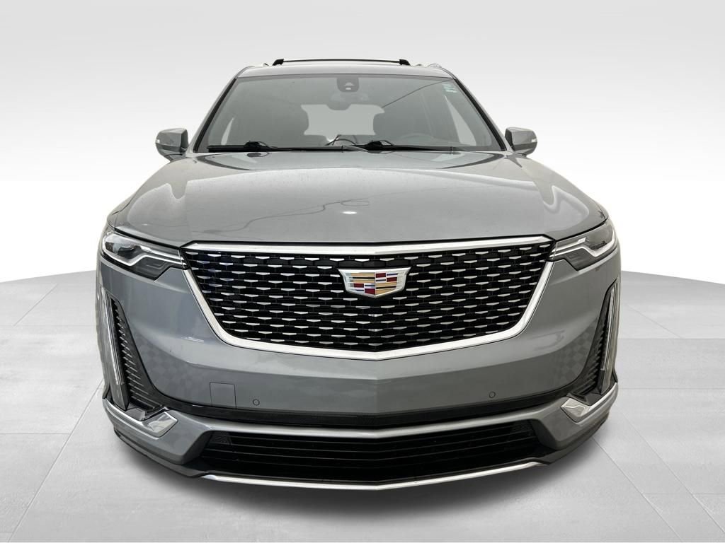 Used 2024 Cadillac XT6 Luxury w/ LPO, Floor Liner Package AWD/4WD image 10
