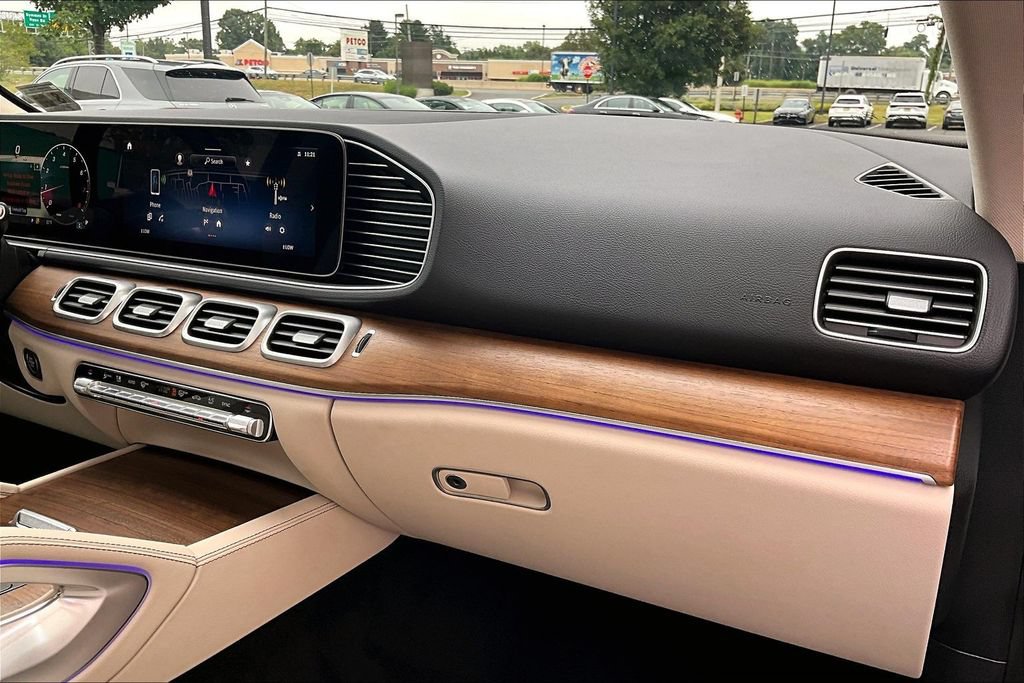 Certified 2025 Mercedes-Benz GLE 350 4MATIC image 16