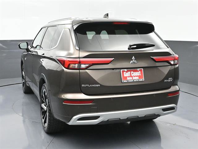 Used 2023 Mitsubishi Outlander SEL AWD/4WD image 4