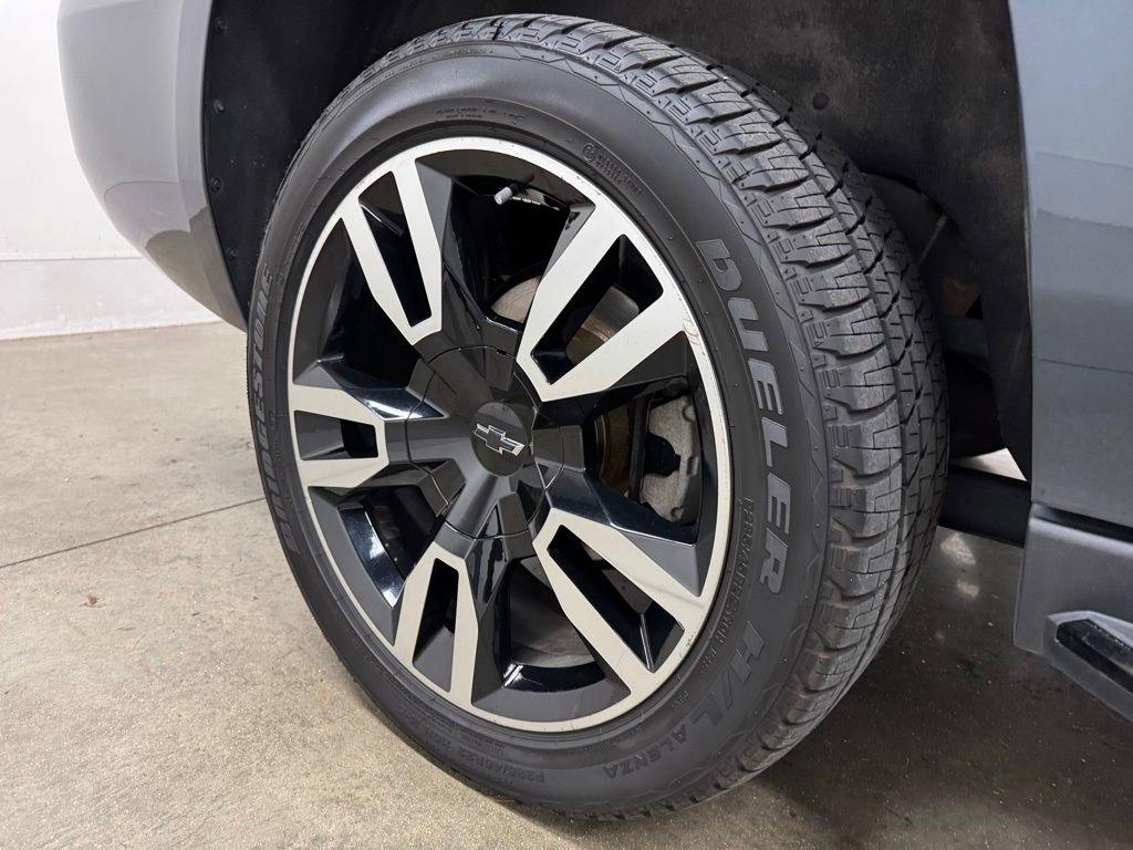 Used 2019 Chevrolet Tahoe Premier w/ RST 6.2L Performance Edition image 25