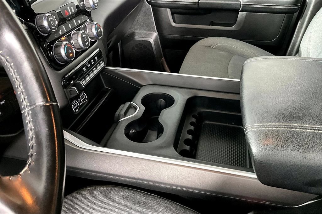 Used 2021 RAM 3500 Big Horn w/ Night Edition AWD/4WD image 17