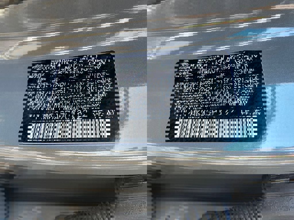 Used 2023 Hyundai Kona Limited image 34