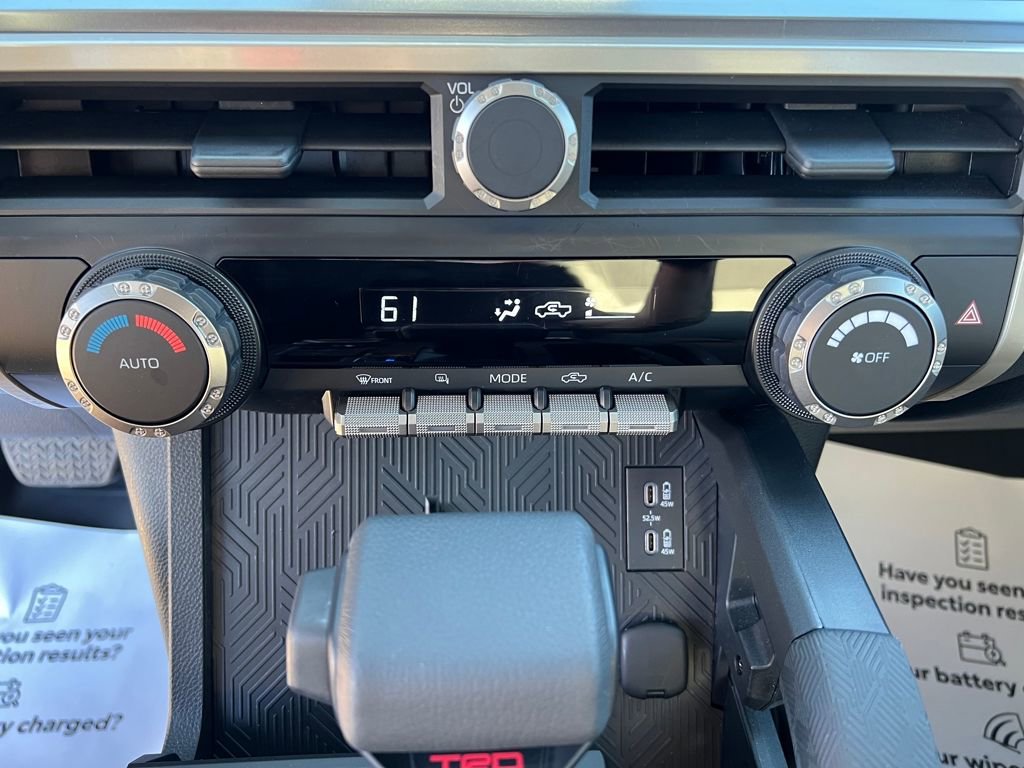 Used 2025 Toyota Tacoma TRD Off-Road image 21