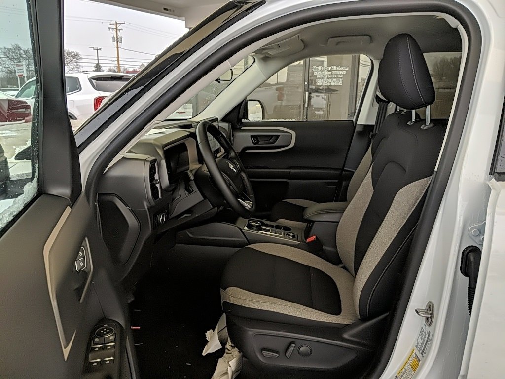 Used 2025 Ford Bronco Sport Big Bend w/ Convenience Package image 11