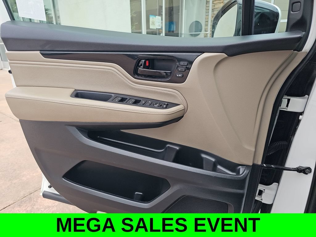 Used 2021 Honda Odyssey Elite image 29