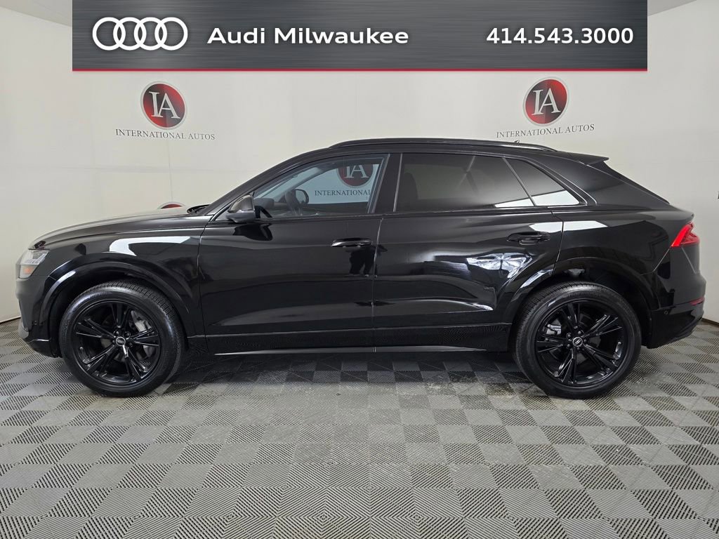 Used 2023 Audi Q8 Premium w/ Convenience Package AWD/4WD image 6