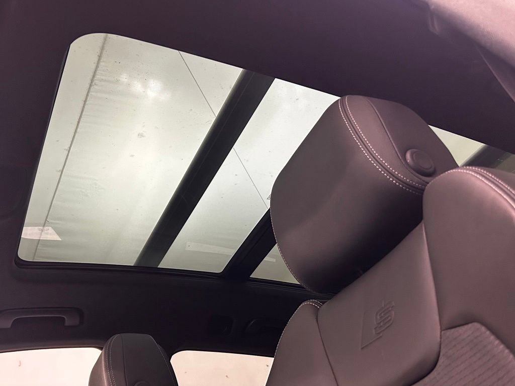 Used 2022 Audi SQ5 Premium Plus AWD/4WD image 23