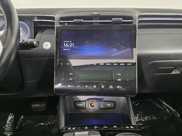 Used 2024 Hyundai Tucson Limited image 35