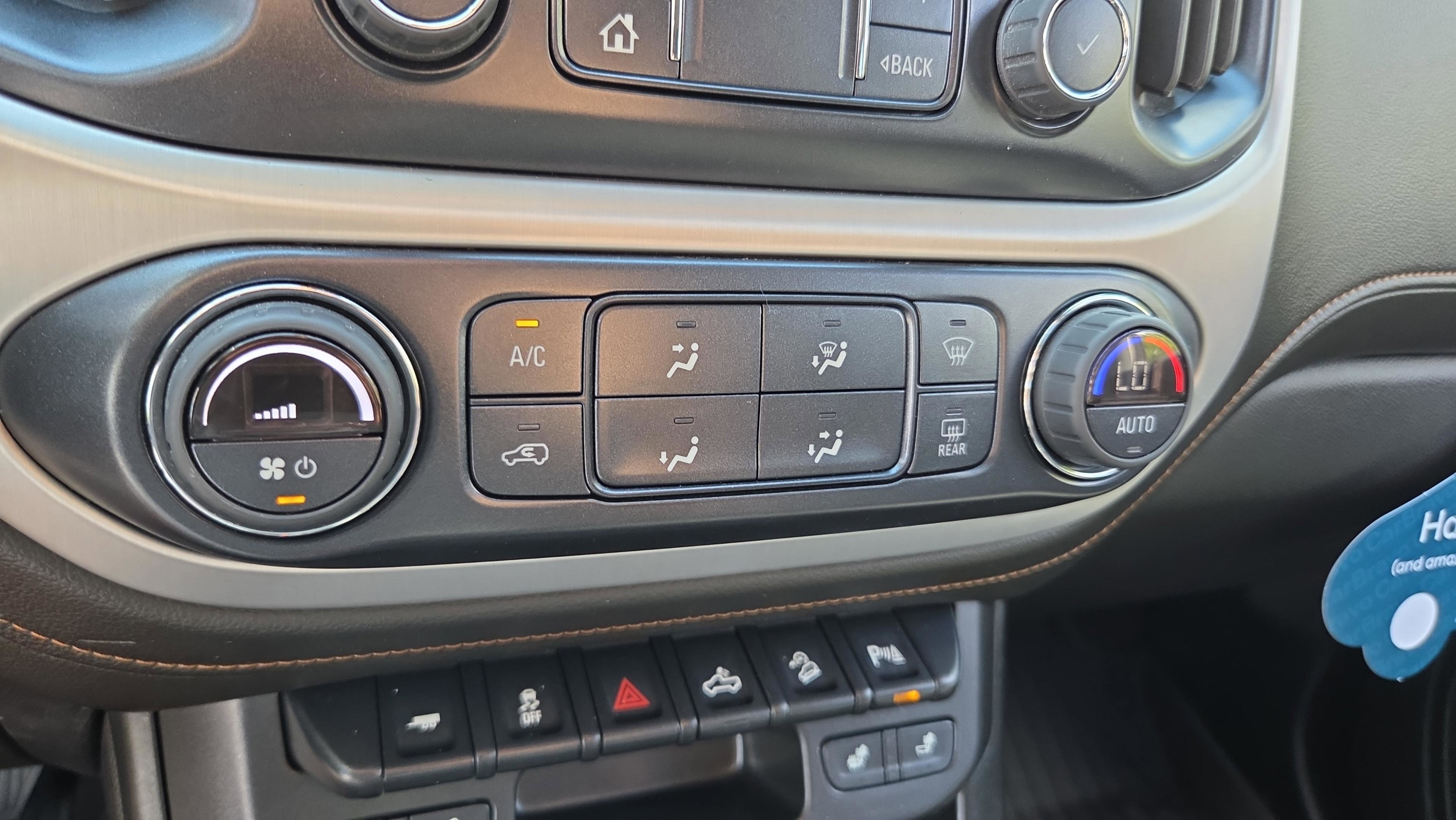 Used 2022 GMC Canyon AT4 AWD/4WD image 20