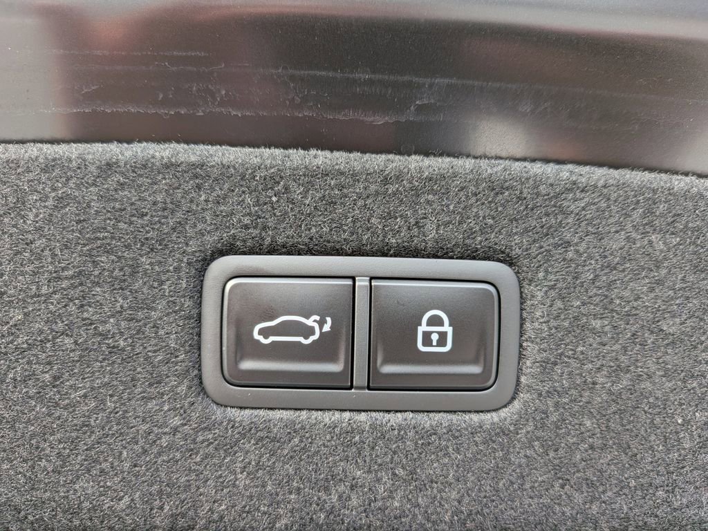 New 2026 Genesis G90 3.5T Prestige image 31