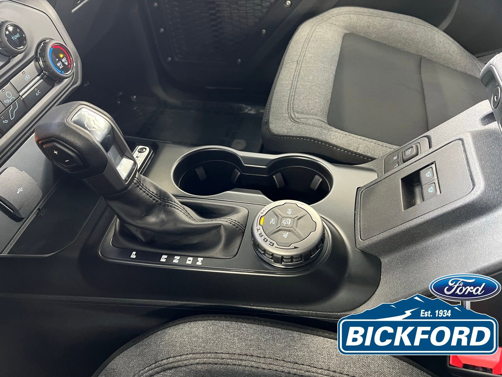 New 2025 Ford Bronco 2-Door AWD/4WD image 16