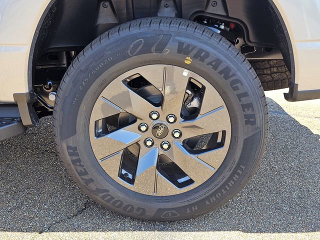 New 2025 Ford F150 Lightning XLT AWD/4WD image 28