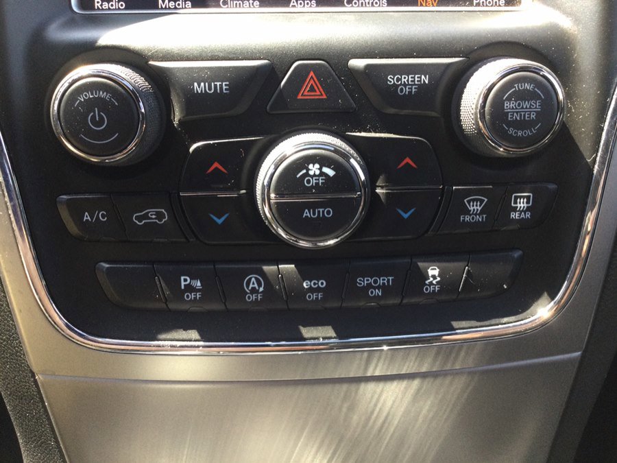Used 2018 Jeep Grand Cherokee Altitude AWD/4WD image 33