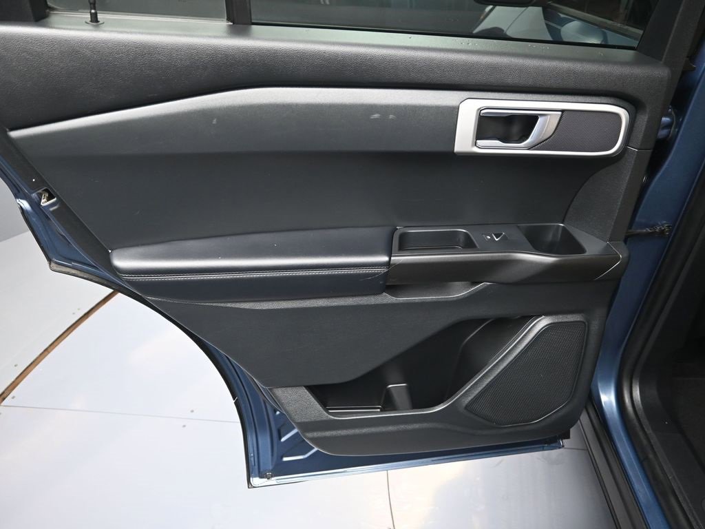 Used 2020 Ford Explorer 2WD image 25