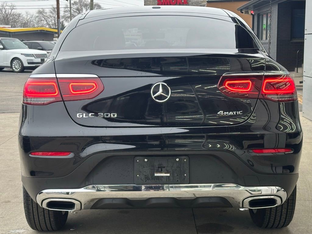 Used 2020 Mercedes-Benz GLC 300 4MATIC Coupe image 6
