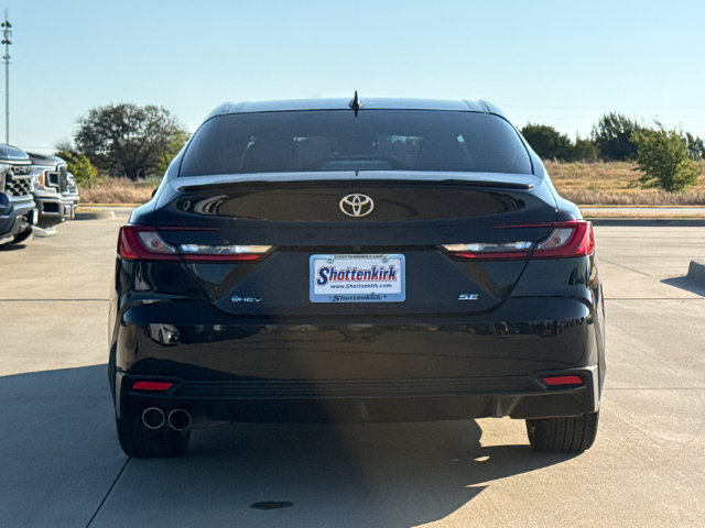 Used 2025 Toyota Camry SE w/ Multimedia Upgrade Package FWD image 7
