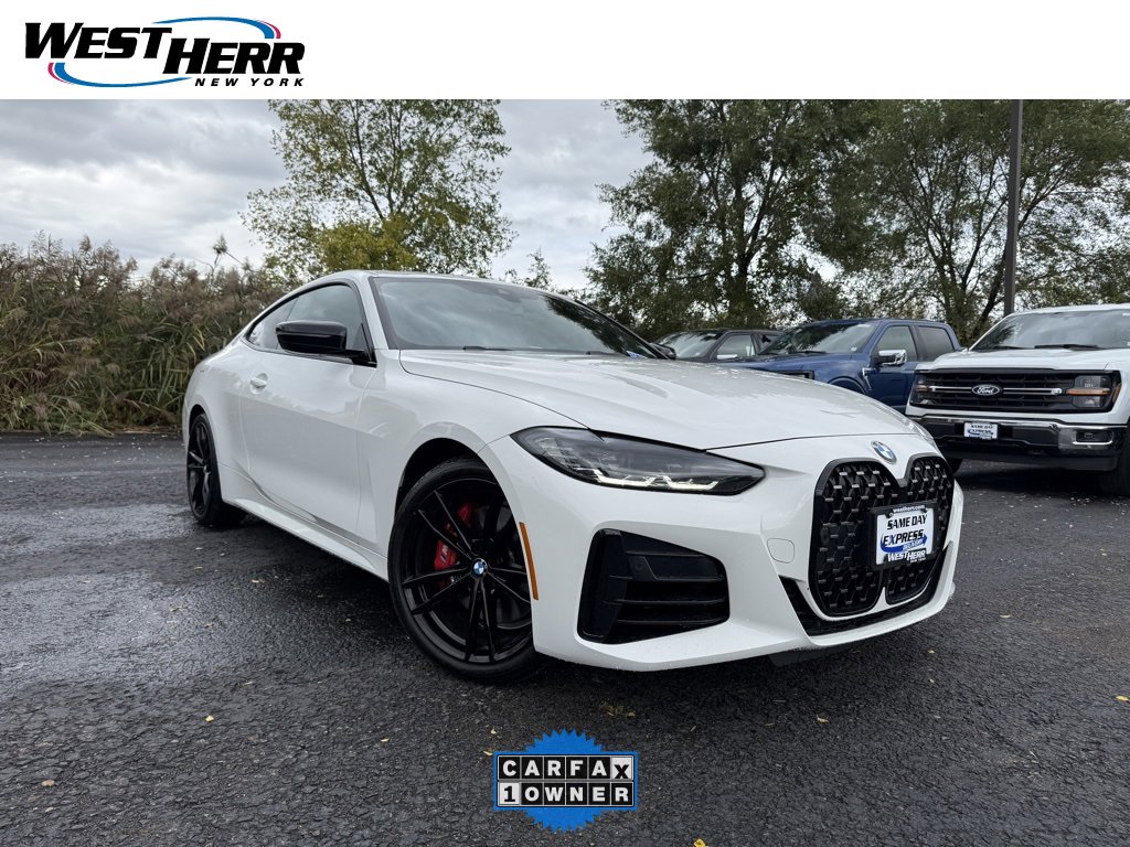 Used 2024 BMW 440i xDrive Coupe w/ Premium Package image 1
