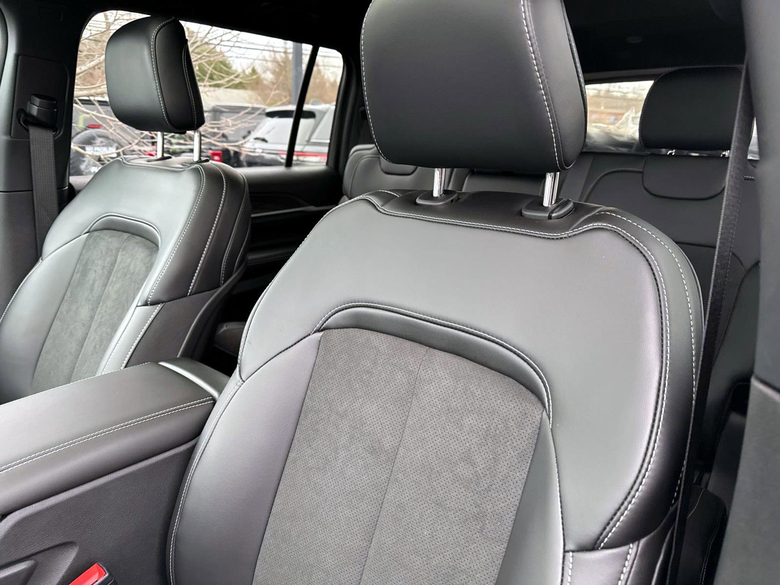 New 2026 Jeep Grand Cherokee L 4WD image 11