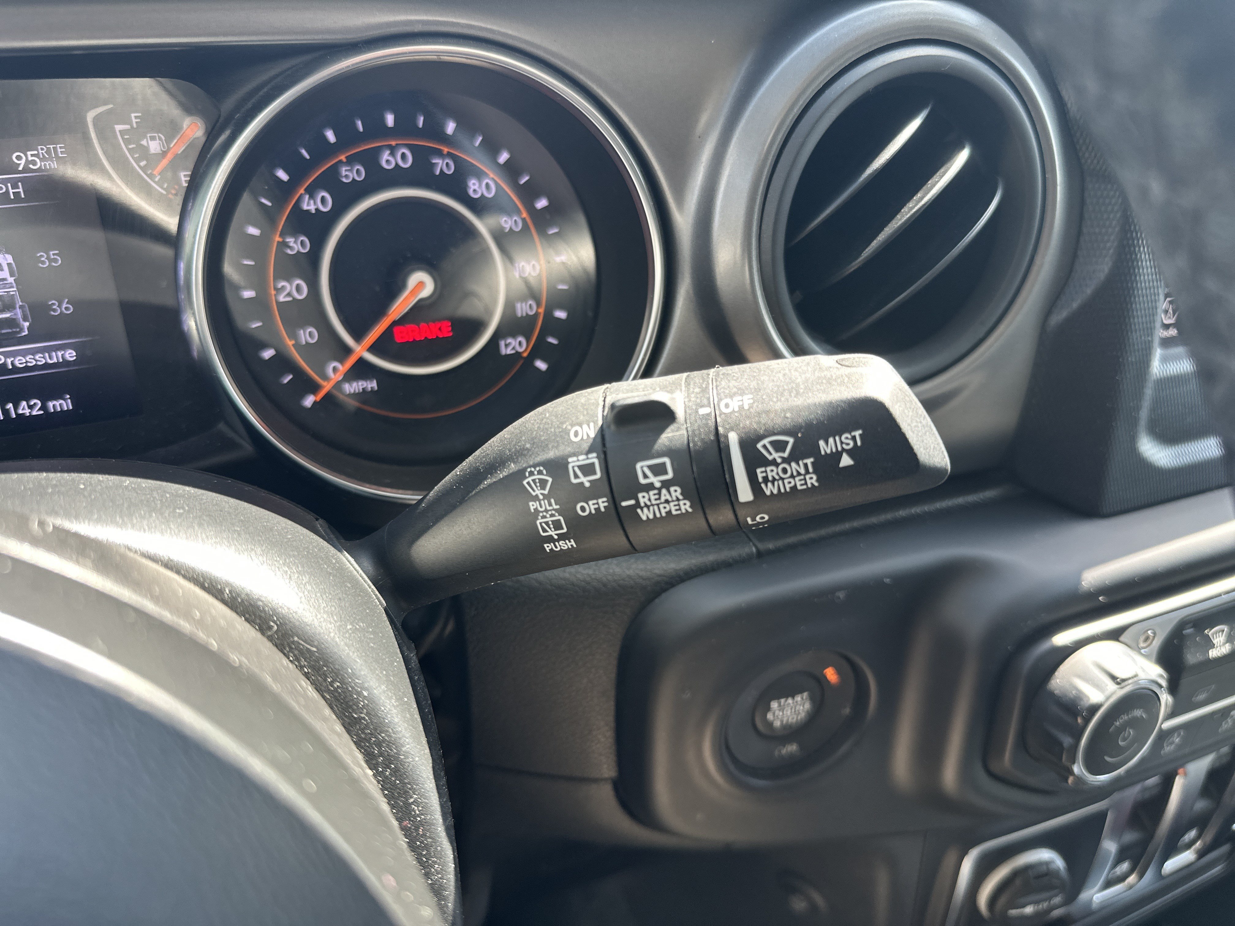 Used 2022 Jeep Wrangler Sport AWD/4WD image 23