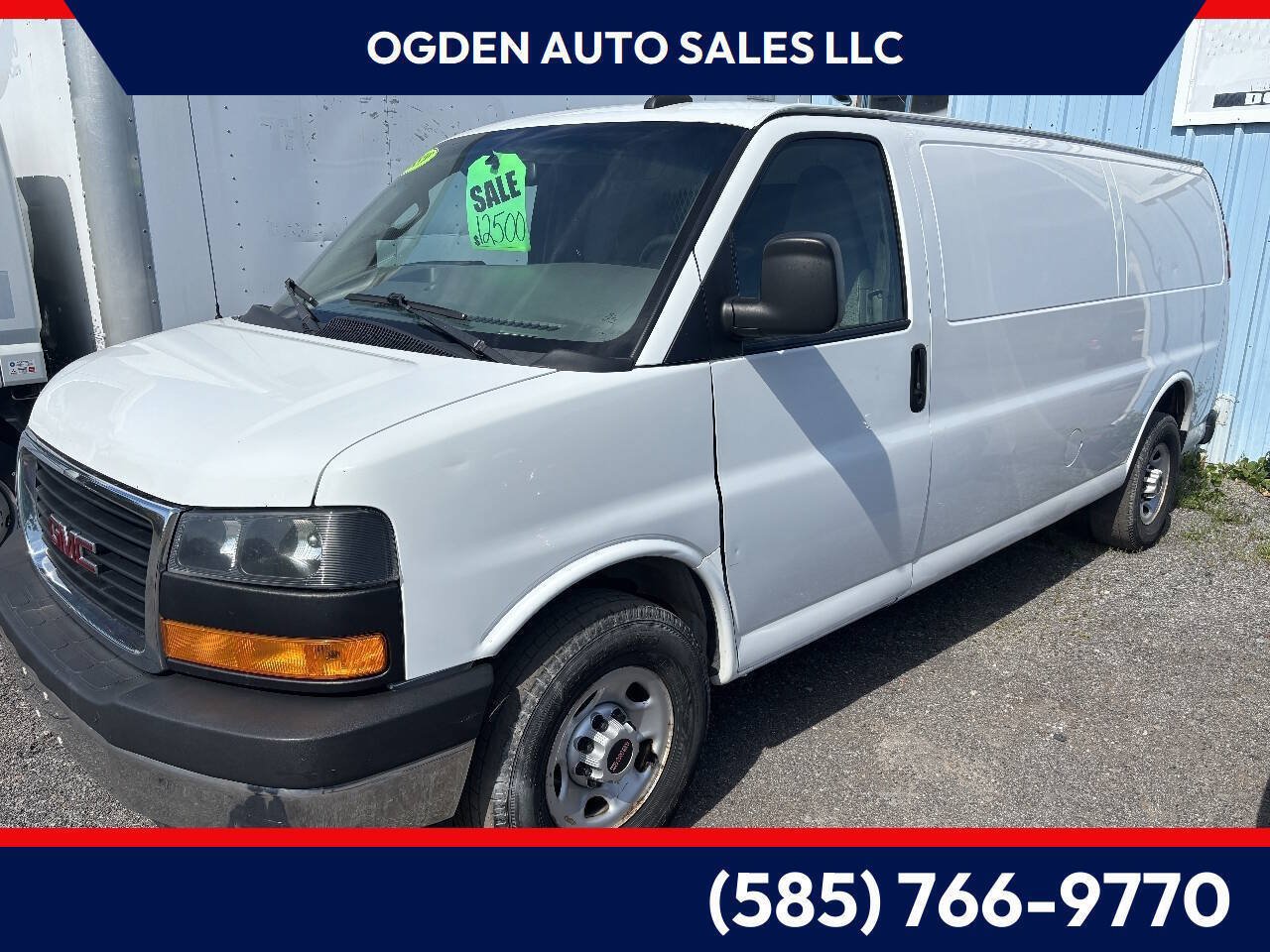 Used 2019 GMC Savana 3500 Extended w/ Chrome Appearance Package RWD image 2