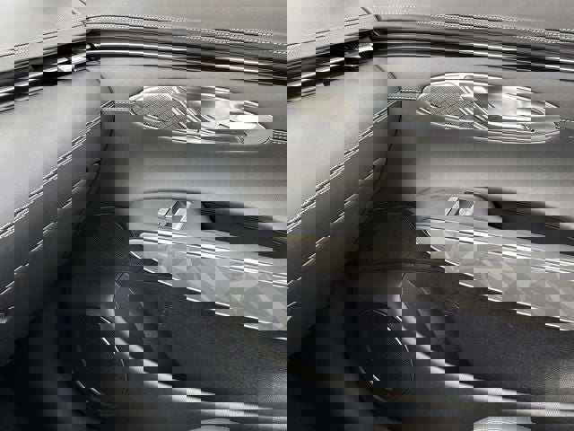 Used 2025 Genesis GV70 3.5T Sport w/ Sport Advanced Package image 32