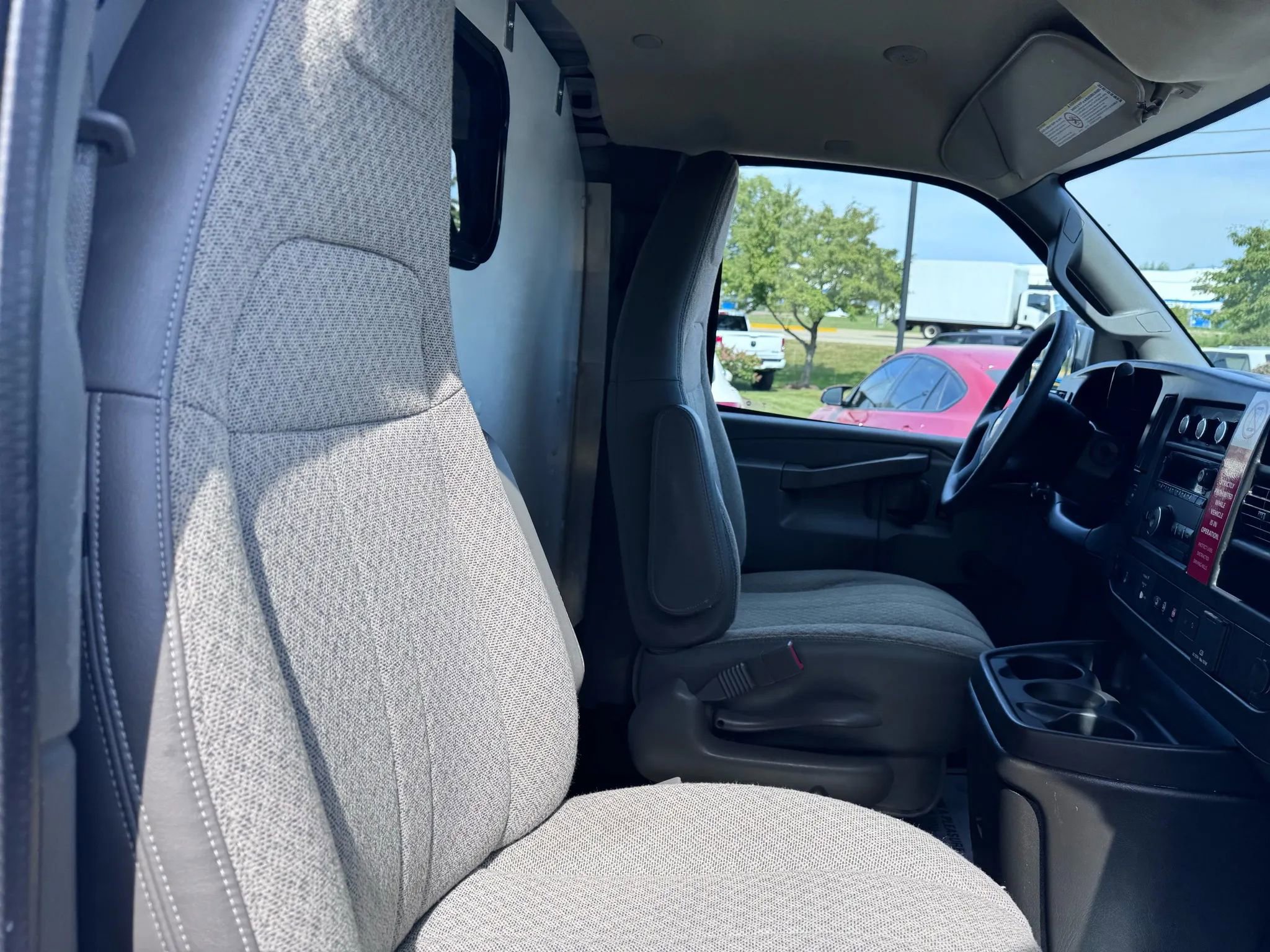 Used 2019 Chevrolet Express 2500 image 12
