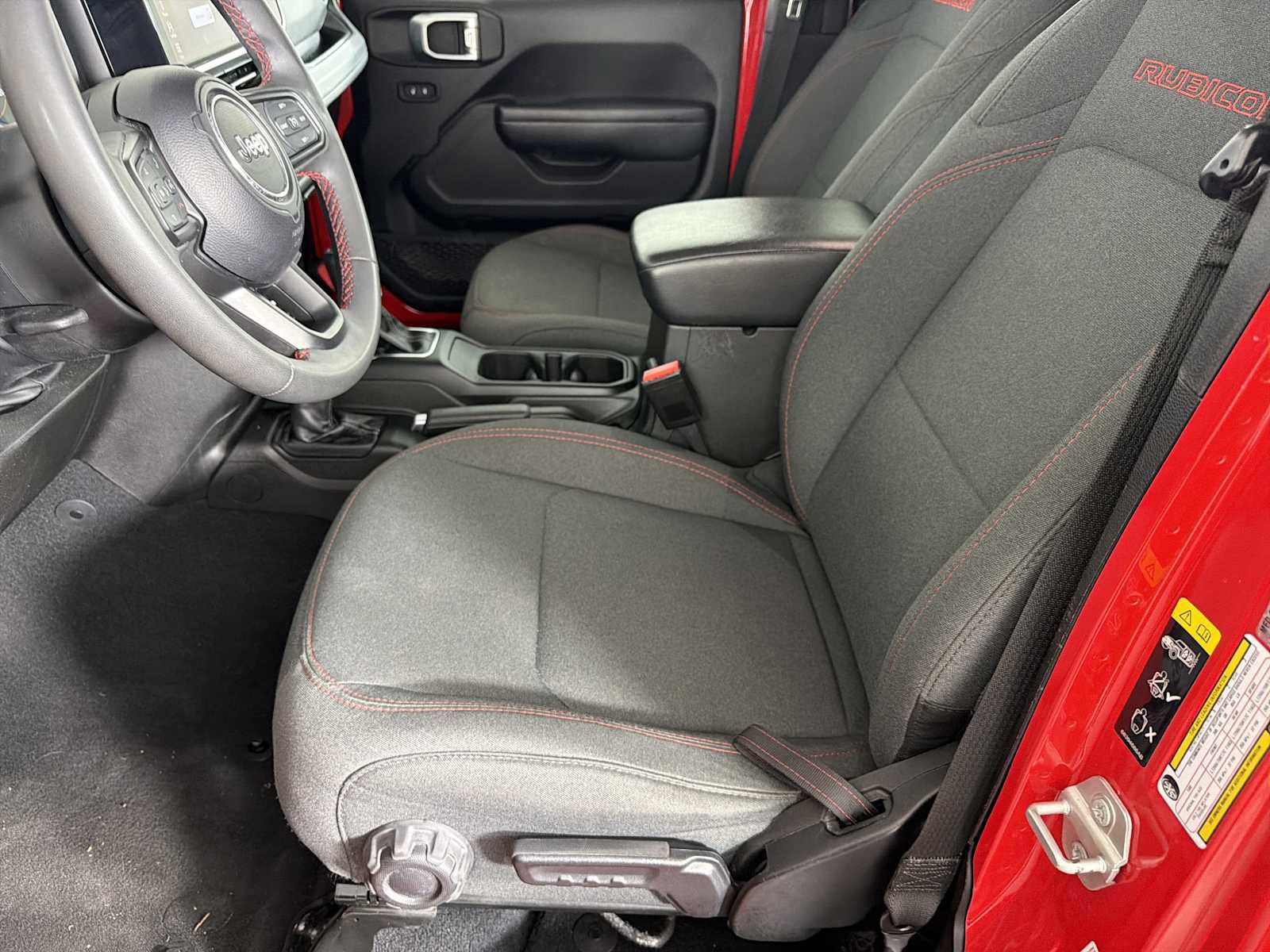 Used 2024 Jeep Wrangler Unlimited Rubicon image 7