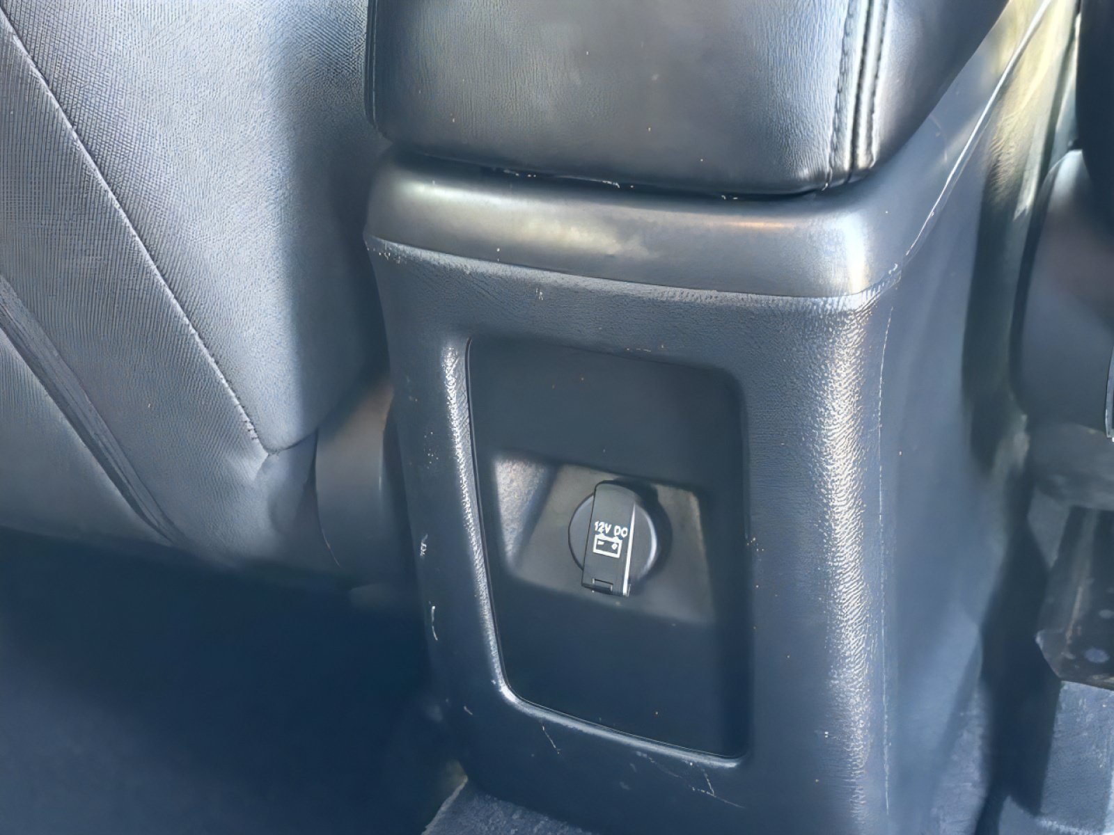 Used 2020 Dodge Journey SE FWD image 29