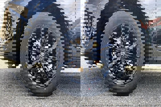 Used 2025 Acura RDX SH-AWD image 8