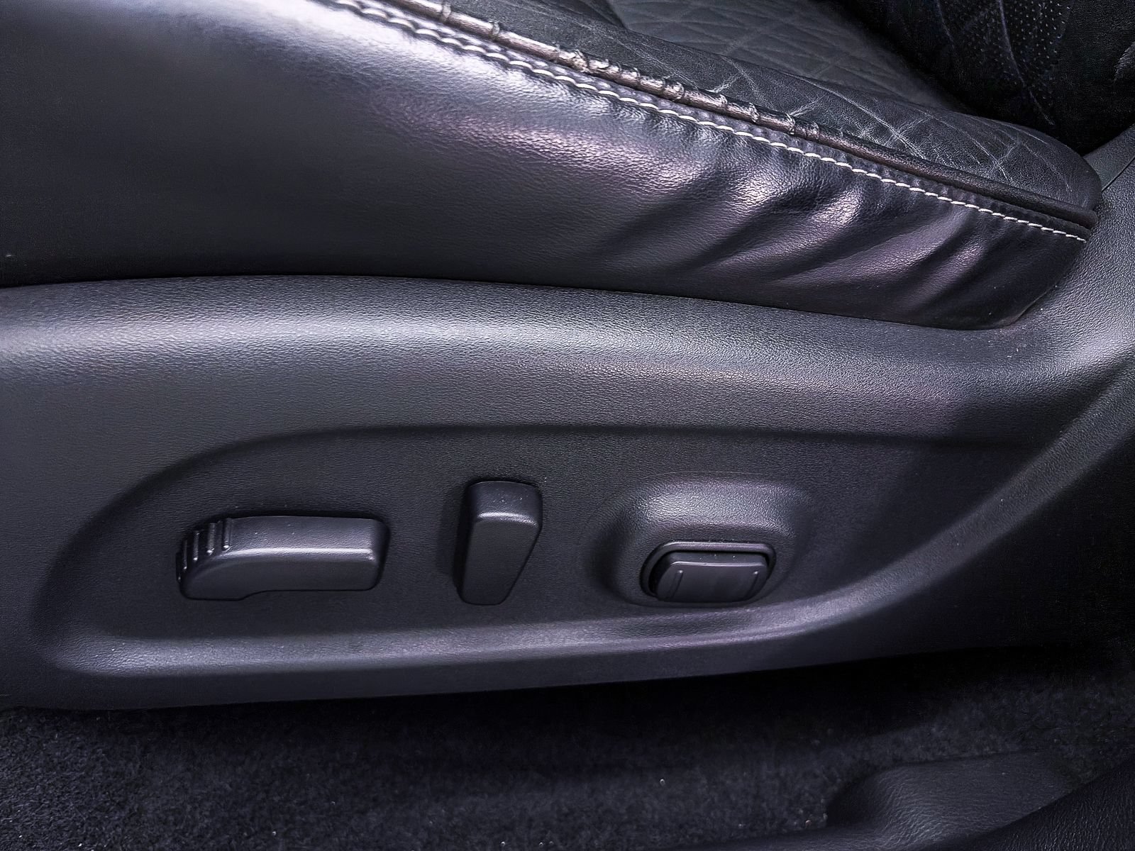 Used 2019 Nissan Murano Platinum w/ Cargo Package FWD image 22