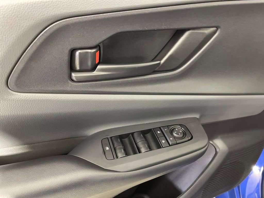 Used 2025 Toyota Prius LE image 16