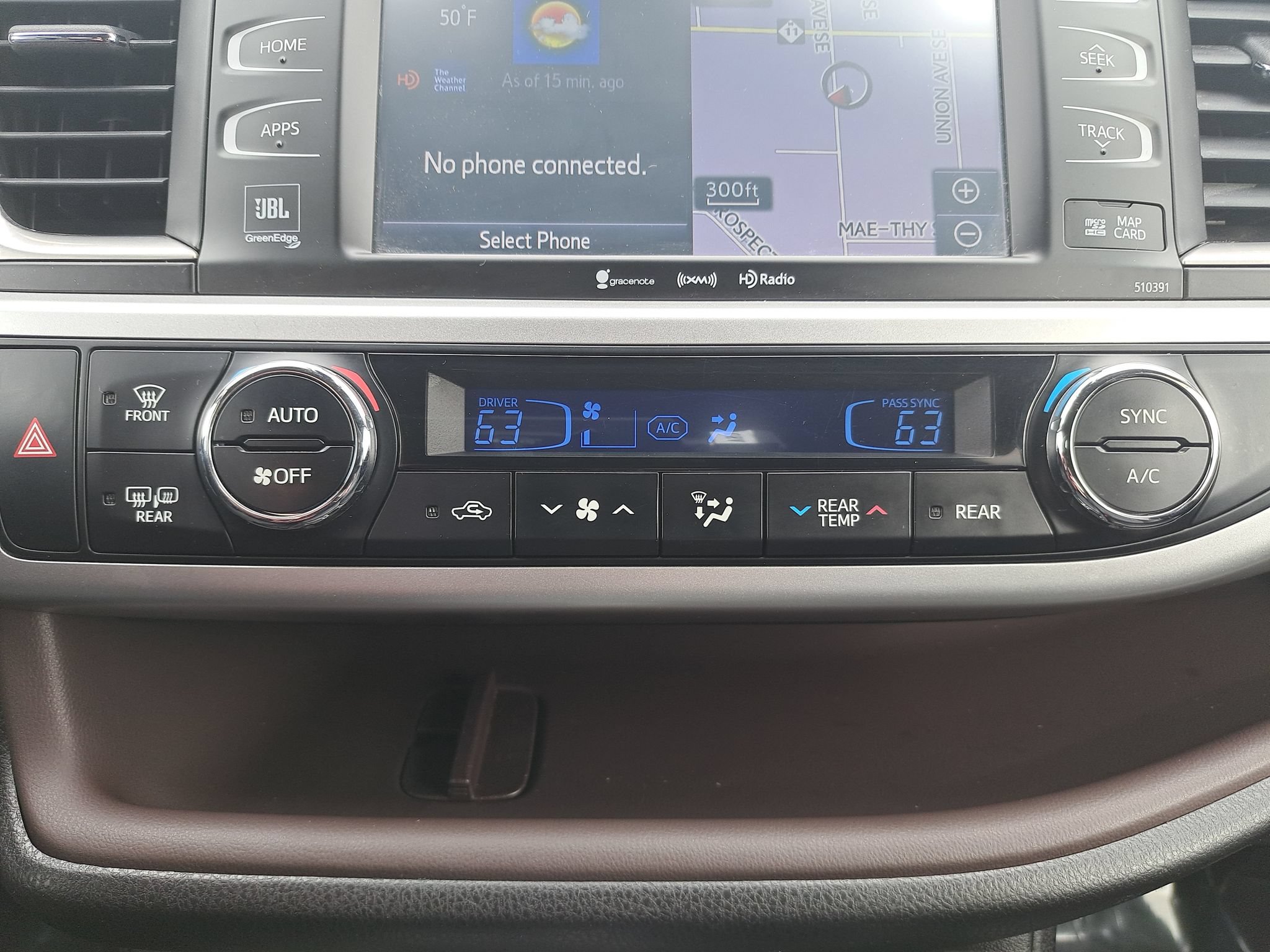 Used 2019 Toyota Highlander Limited Platinum AWD/4WD image 22