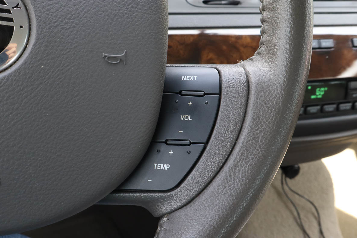 Used 2008 Mercury Grand Marquis LS RWD image 28