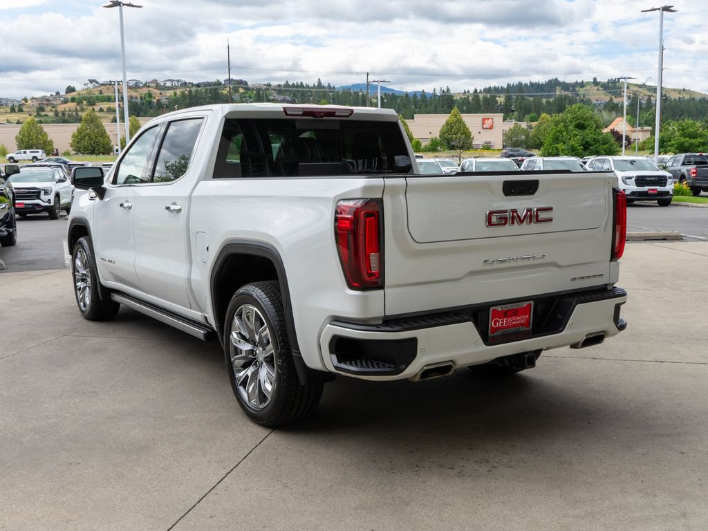 Used 2023 GMC Sierra 1500 Denali w/ Denali Reserve Package AWD/4WD image 5