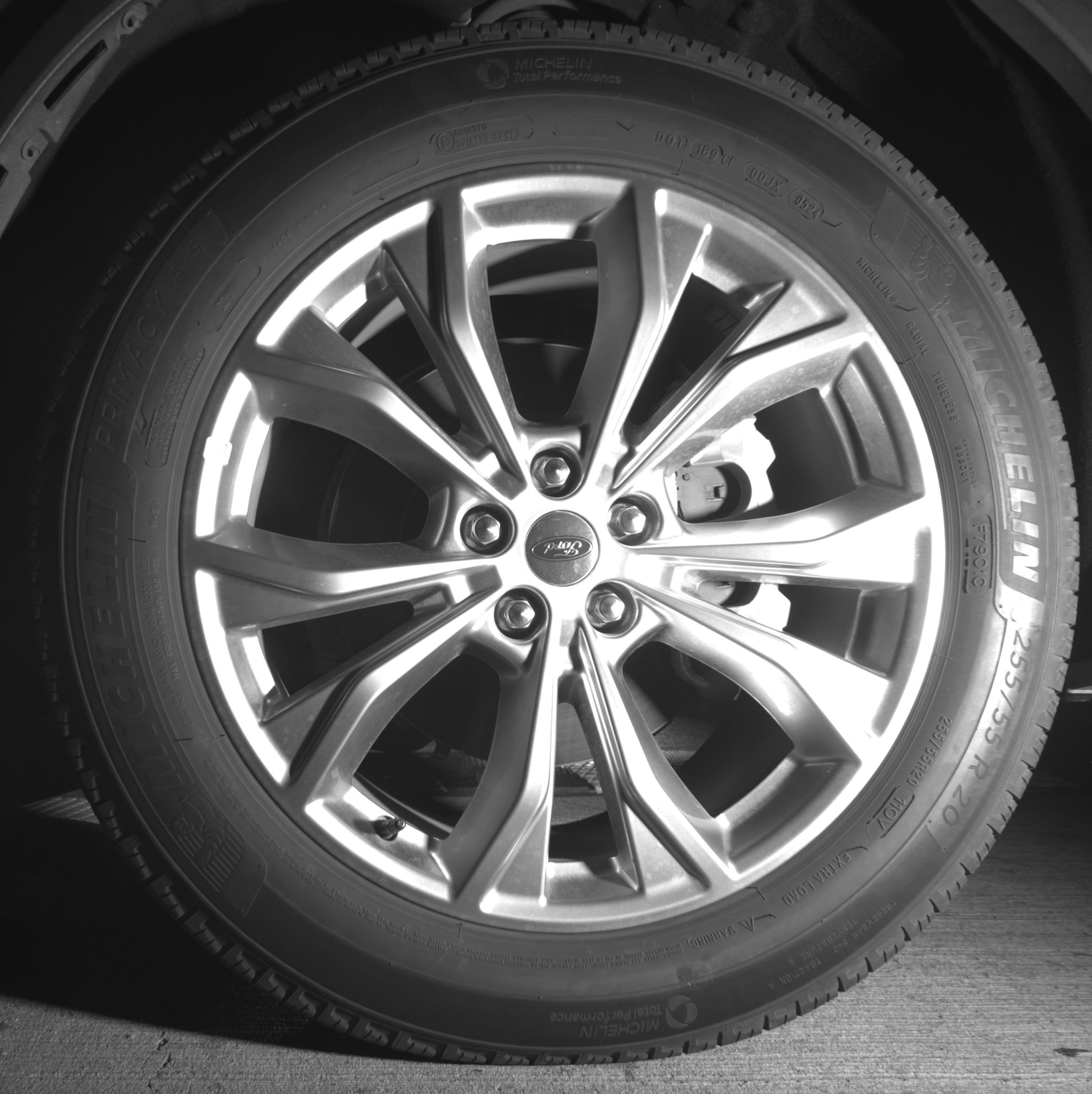 Used 2024 Ford Explorer Limited image 12