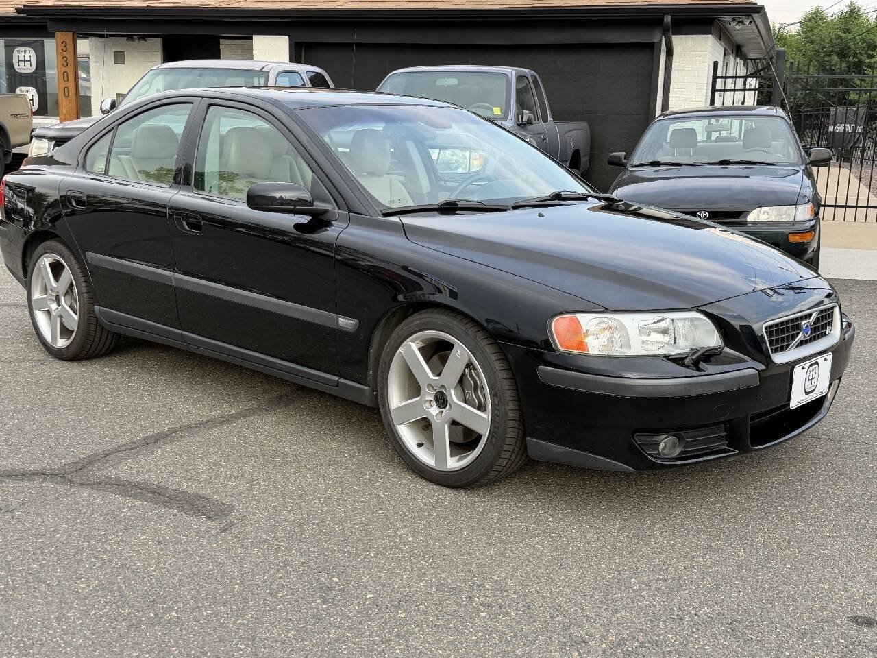 Used 2004 Volvo S60 R AWD/4WD image 35