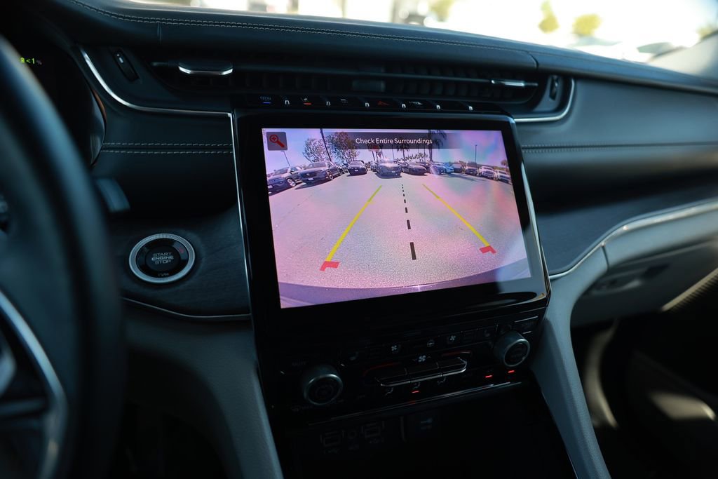 Used 2022 Jeep Grand Cherokee Overland image 24