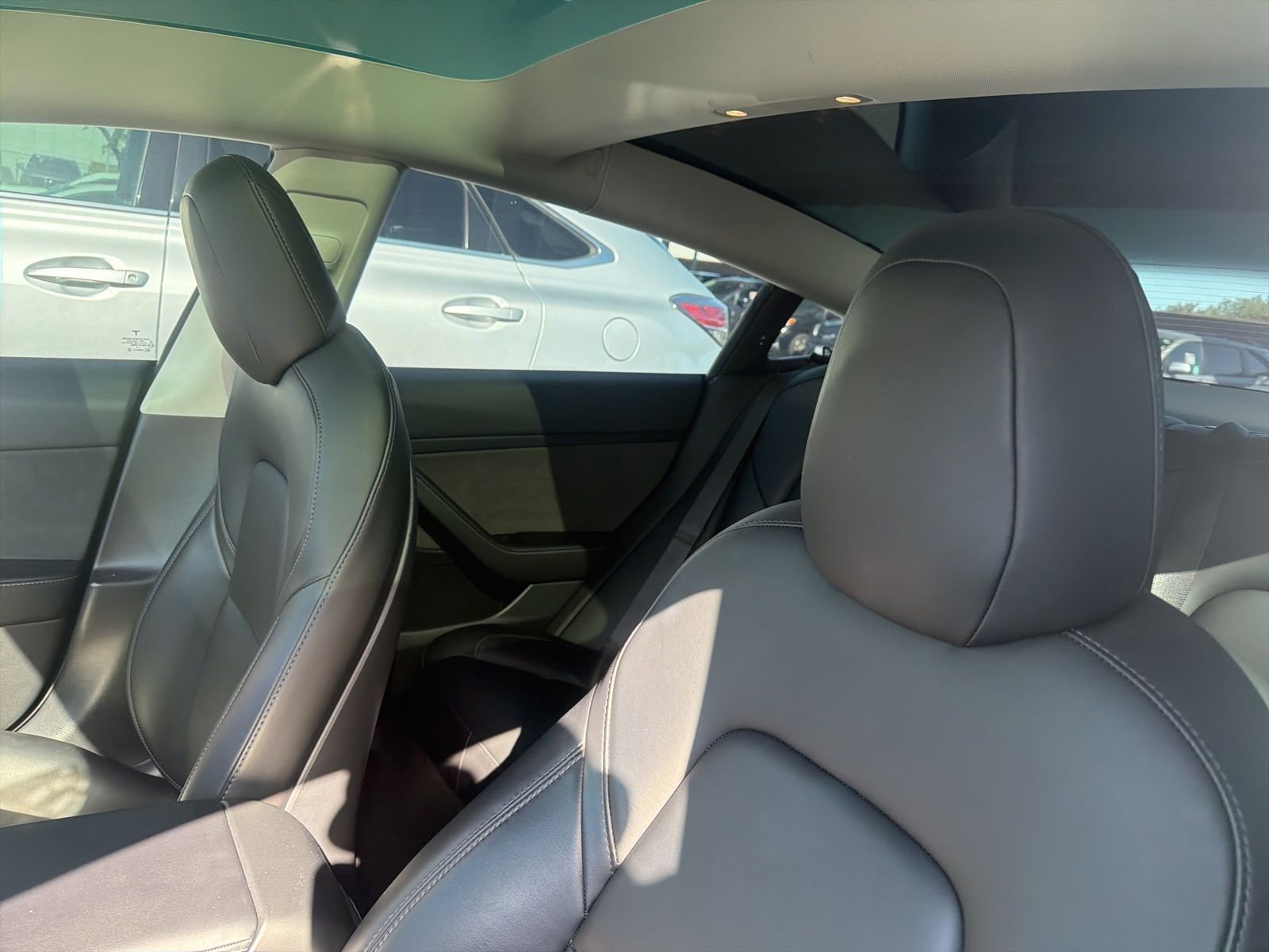 Used 2021 Tesla Model 3 Standard Range Plus RWD image 8
