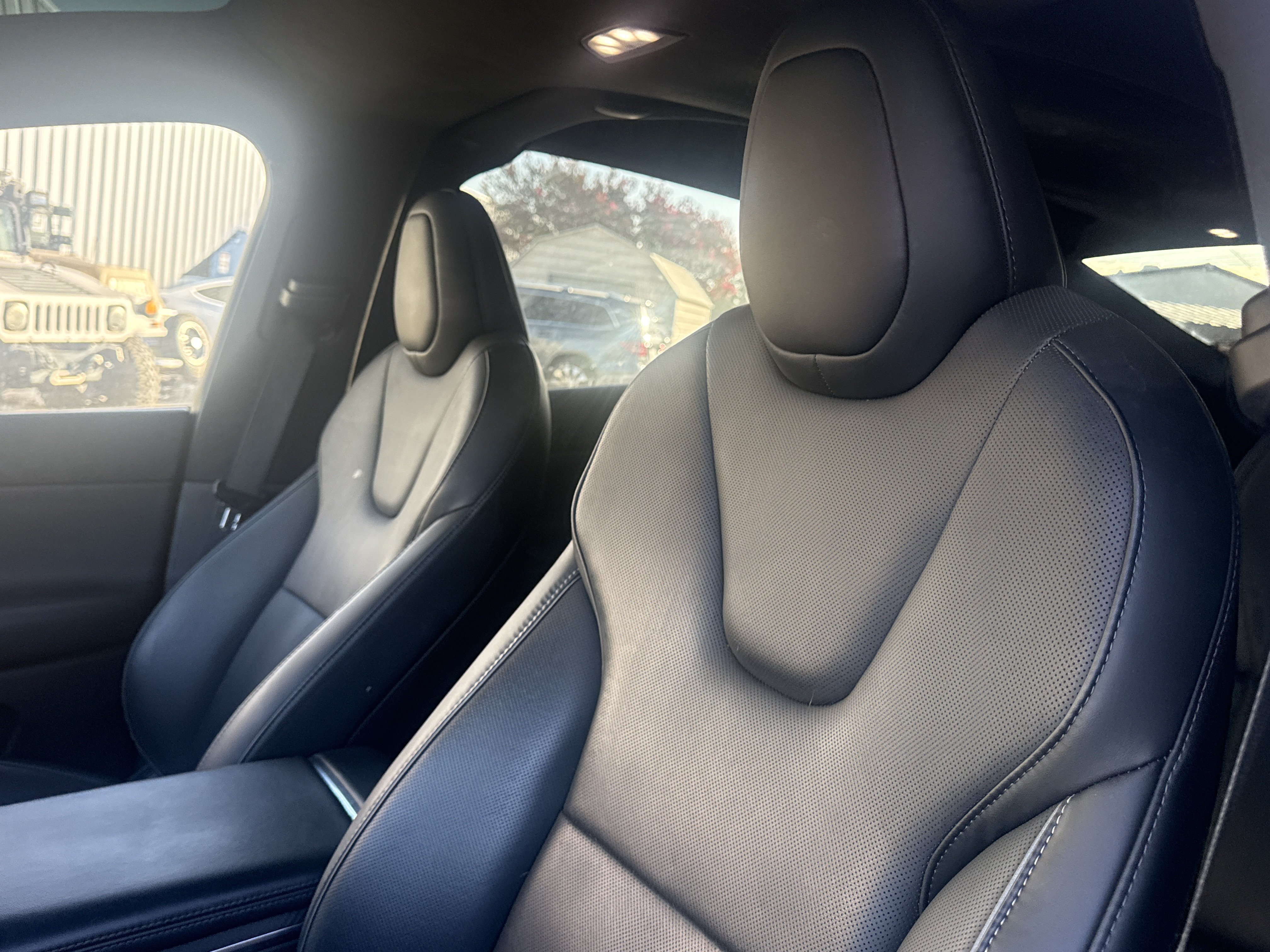Used 2023 Tesla Model X Plaid AWD/4WD image 4