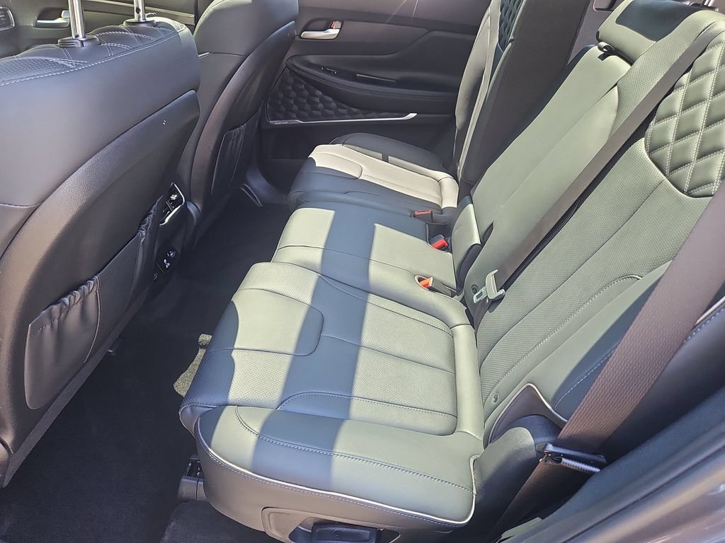 Used 2023 Hyundai Santa Fe Limited AWD/4WD image 31