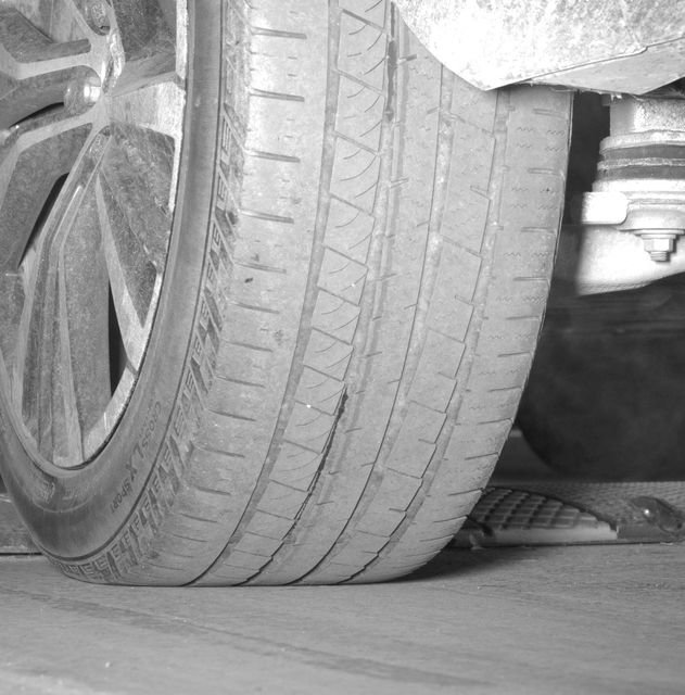 Certified 2023 Volvo XC60 B5 Plus w/ Climate Package image 43