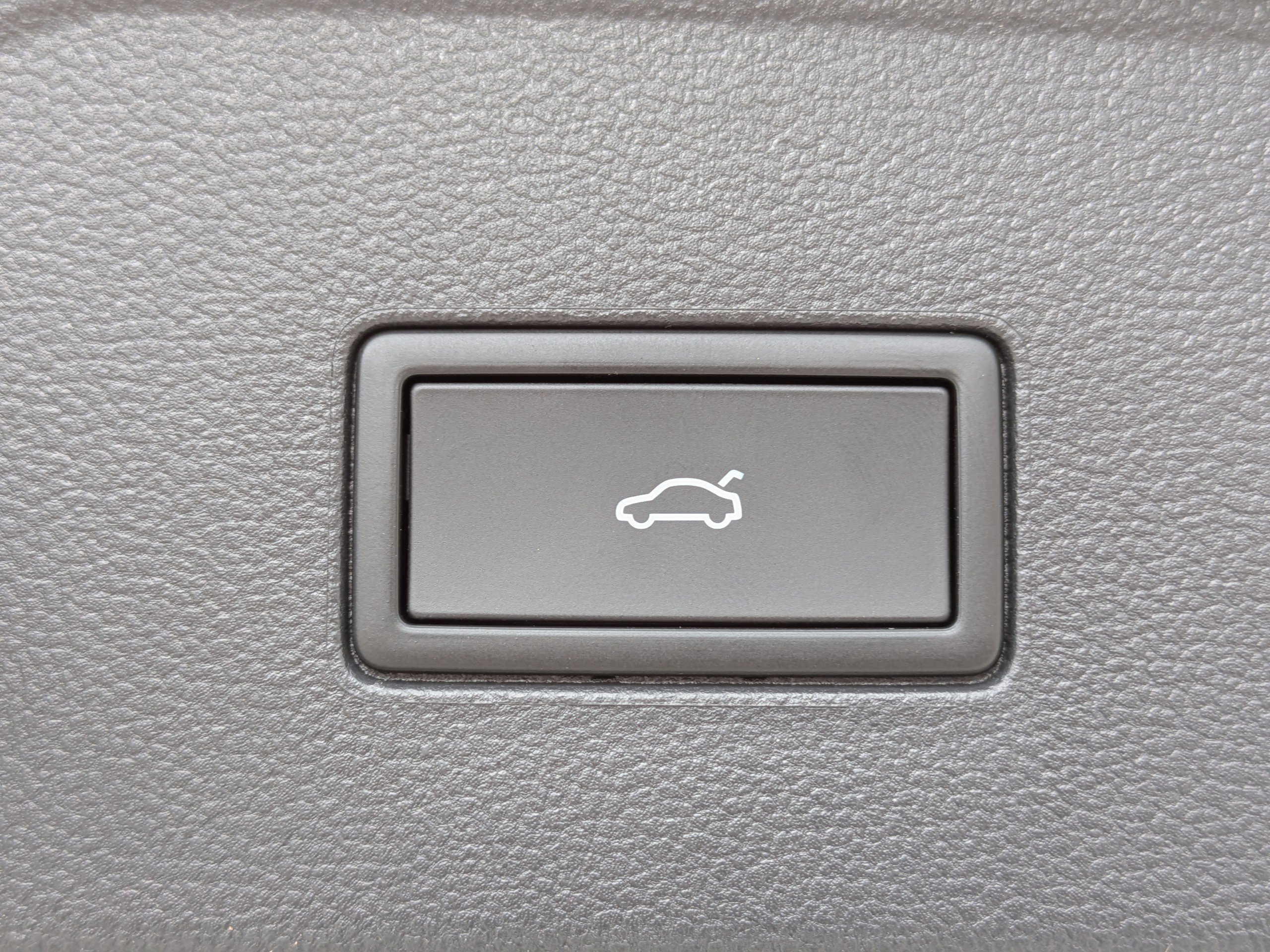 New 2026 Volkswagen Atlas SE image 14