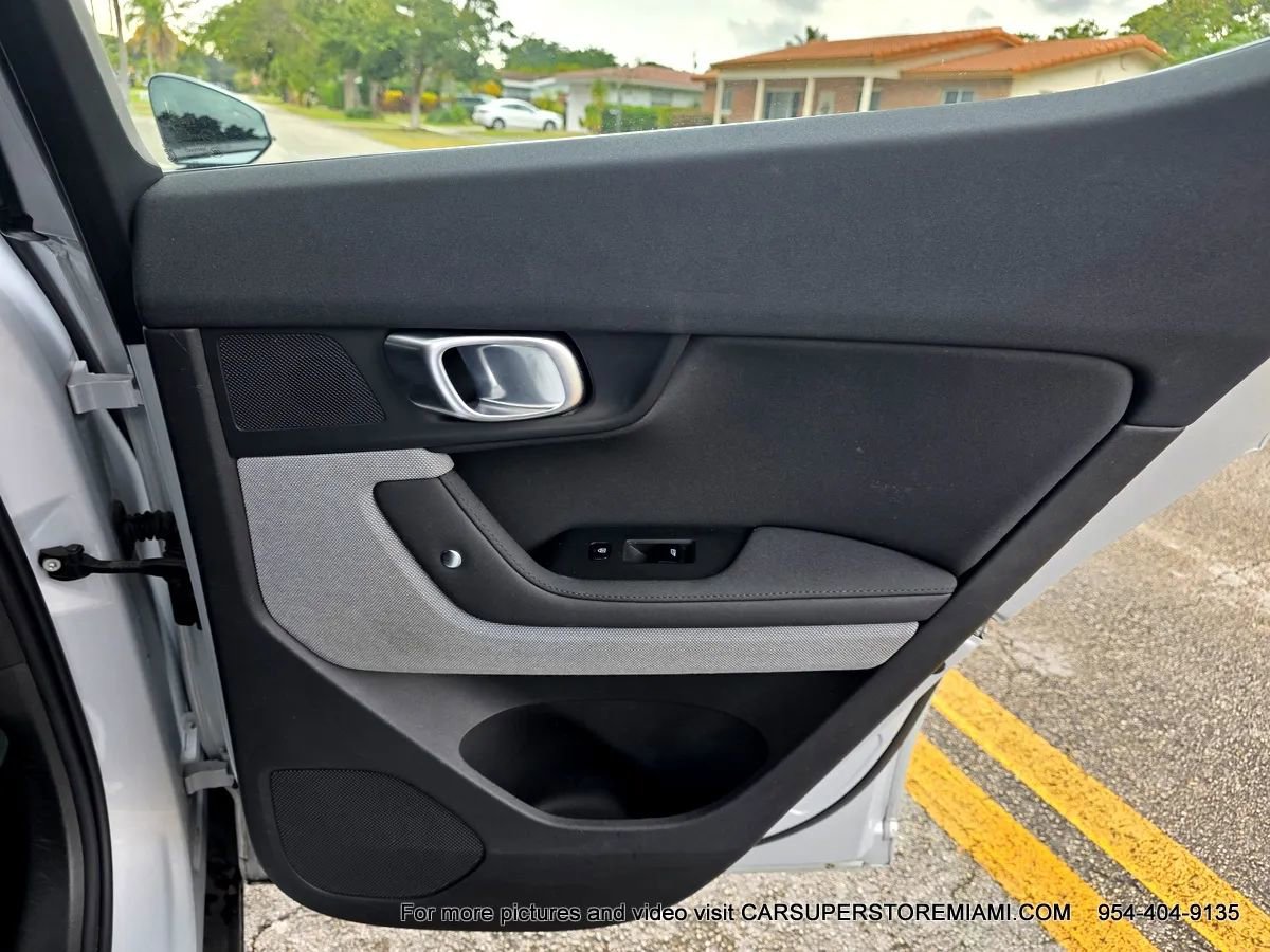 Used 2023 Polestar Polestar 2 w/ Pilot Pack image 32