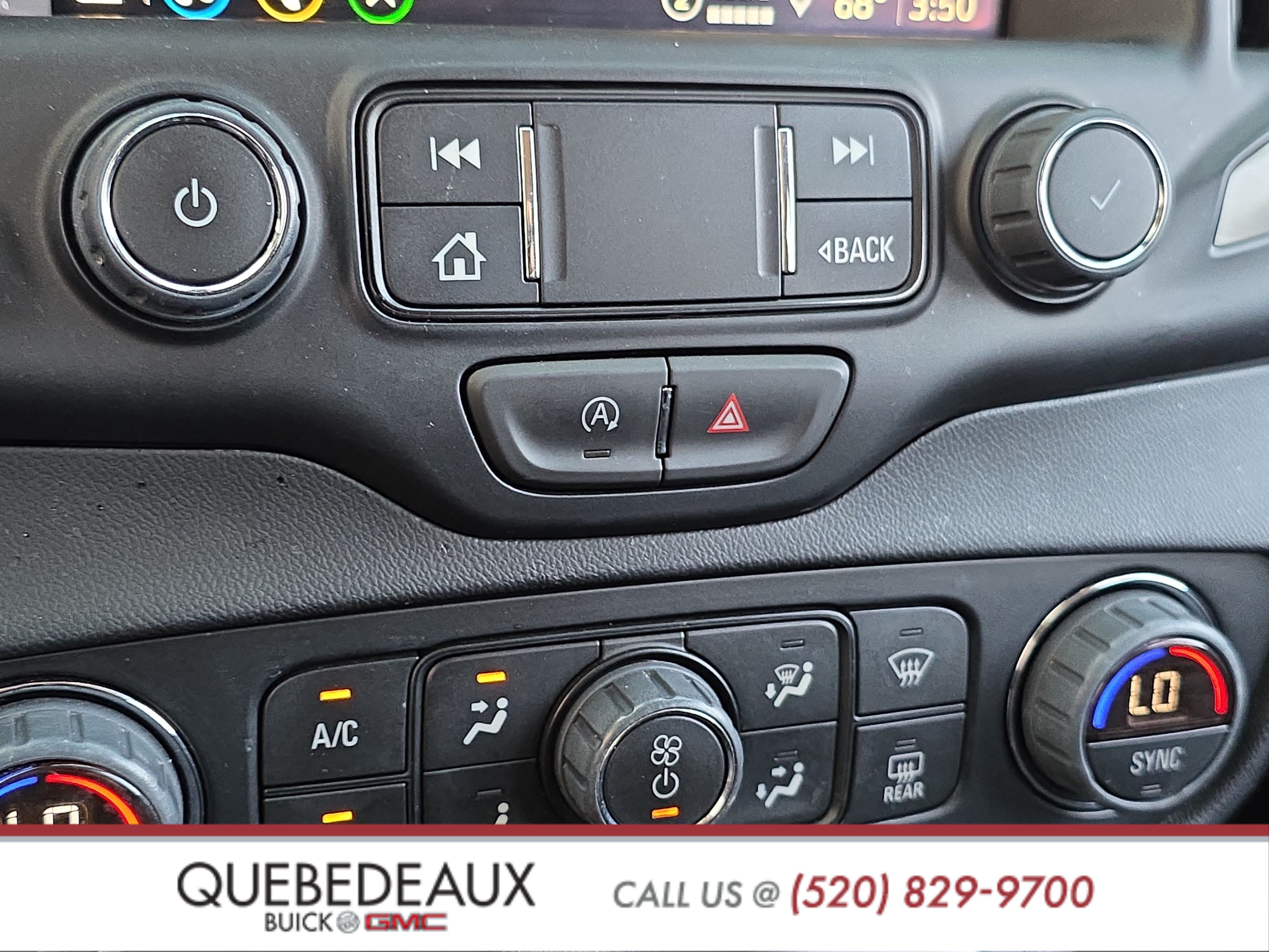 Used 2024 GMC Terrain SLE w/ Driver Convenience Package FWD image 16