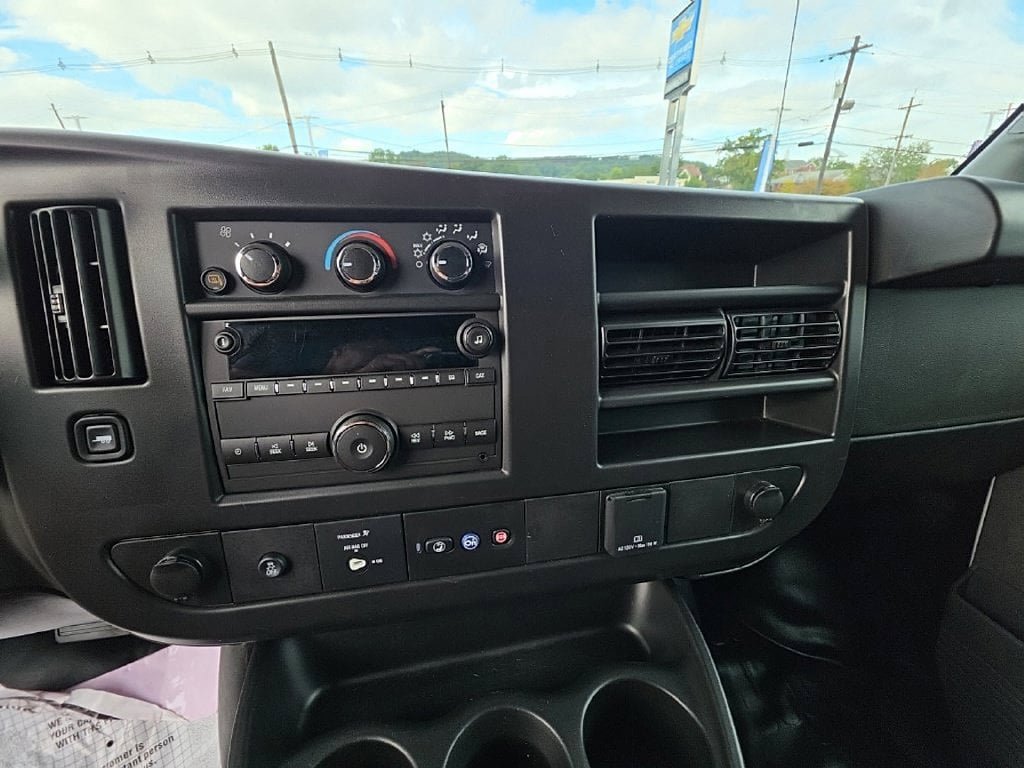 Certified 2025 Chevrolet Express 2500 w/ Driver Convenience Package RWD image 15